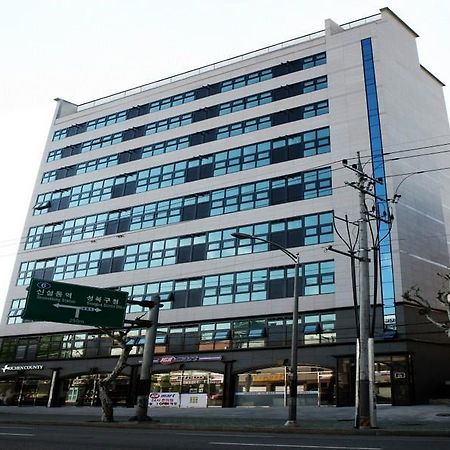 Richen County Hotel Seoul Bagian luar foto