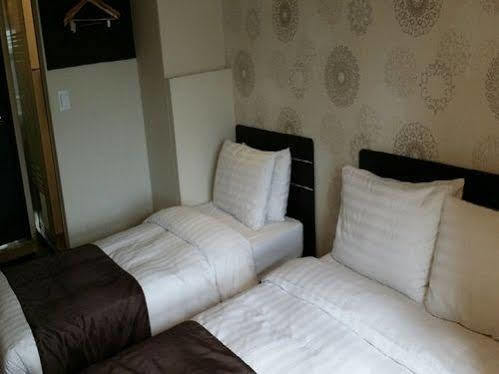 Richen County Hotel Seoul Bagian luar foto